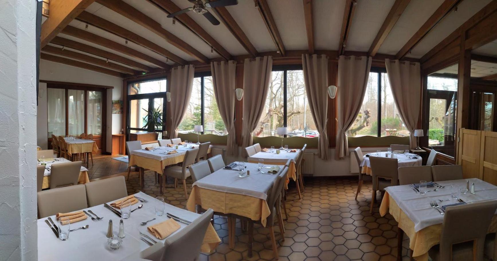 Logis Hotel Notre-Dame - Restaurant Ouvert Midi Et Soir Sauf Dimanche Soir Danne-et-Quatre-Vents Dış mekan fotoğraf